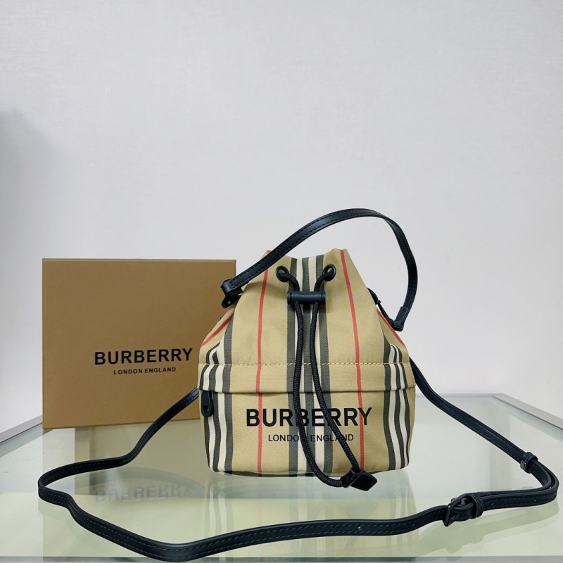 Bv*b*rry bucket bags